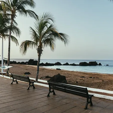 Playa Chica Balcony - Ocean Views